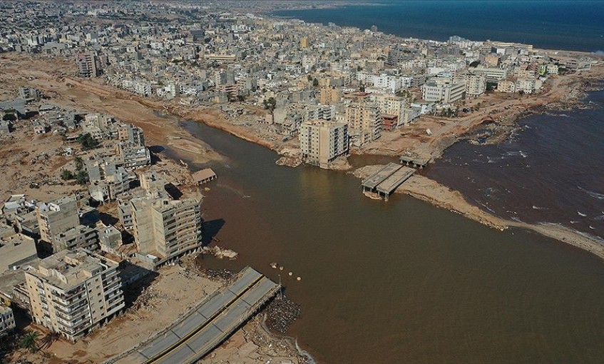 Dron görüntüleri Libya'daki afetin boyutunu gözler önüne seriyor