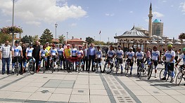 İstanbul’dan Konya’ya pedal çevirdiler