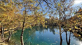 Kahramanmaraş'ın 'gizemli gölü'ne sonbahar renkleri hakim oldu