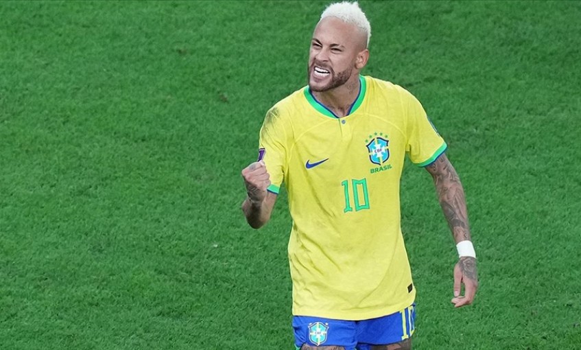 Pele'yi geçen Neymar, Brezilya Milli Takımı'nın en golcü oyuncusu oldu