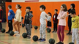 Tekirdağ'da depremzede çocuklar spor kurslarına katılıyor