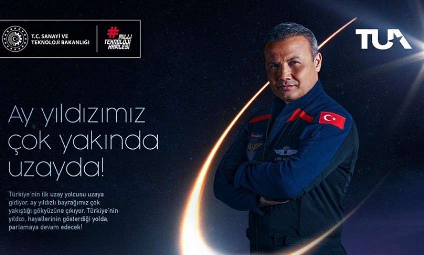 Türkiye'nin ilk uzay yolcusu Alper Gezeravcı uzay aracı eğitimini tamamladı